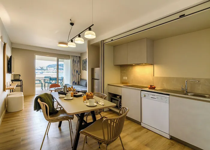 Aparthotel De Tourisme Amiraute