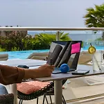 Apartmanhotel De Tourisme Amiraute 4*