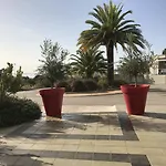 De Tourisme Amiraute Apartmanhotel 4*