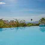 De Tourisme Amiraute Apartmanhotel