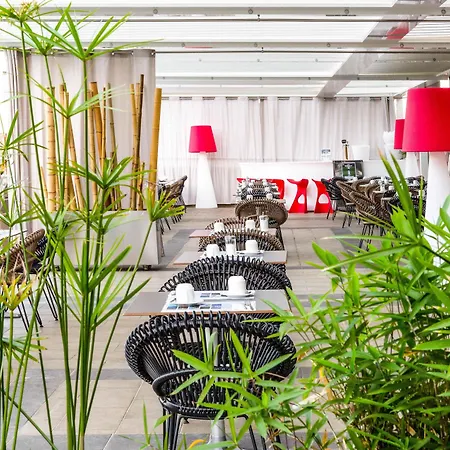 De Tourisme Amiraute Lejlighedshotel