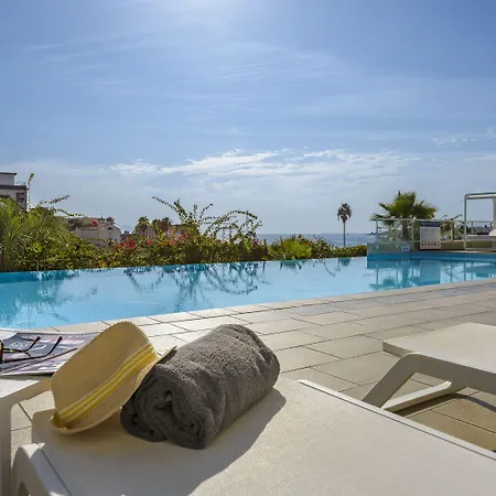 De Tourisme Amiraute 4*