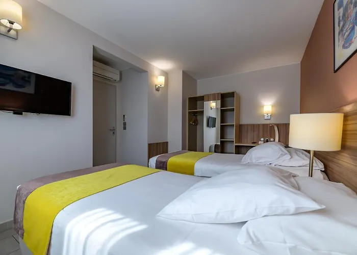 Aparthotel De Tourisme Amiraute Ajaccio (Corsica)
