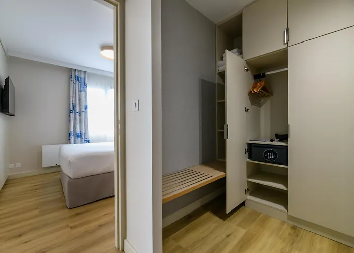 De Tourisme Amiraute Aparthotel 4*