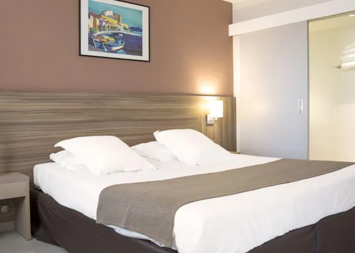 De Tourisme Amiraute Aparthotel