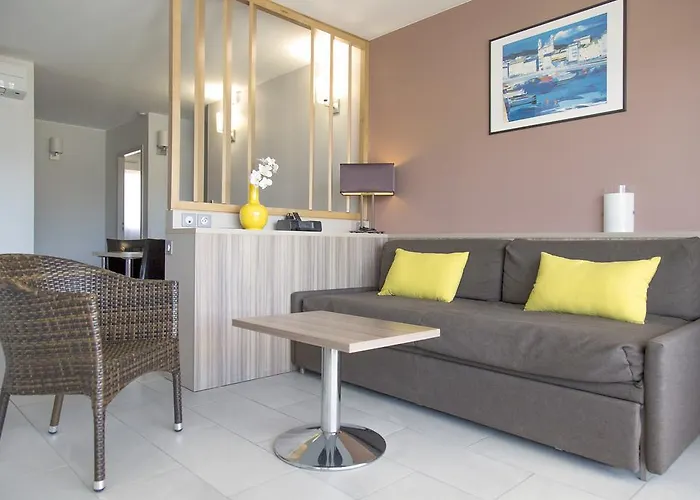 De Tourisme Amiraute Aparthotel Ajaccio (Corsica)